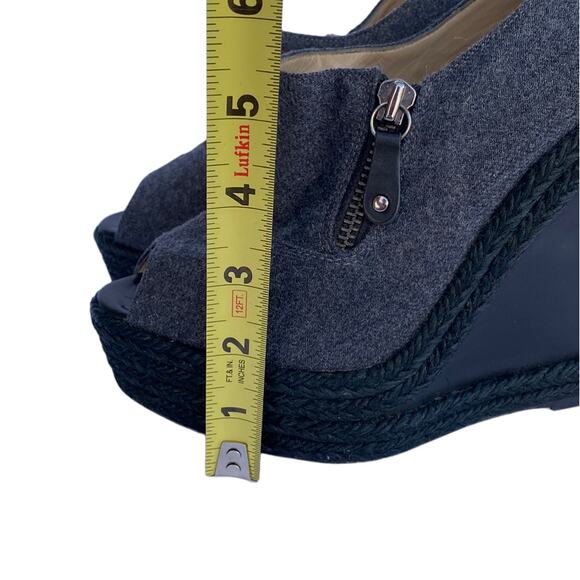 Christian Louboutin Deroba Gray Felt Peep Toe Wedge Booties, EU 38 (US 8) Heels - Picture 7 of 12